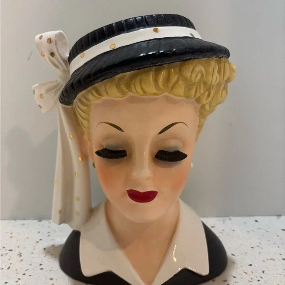 Vintage 1960s Napco Pottery‎ Ceramic Lady Head Vase Figurine